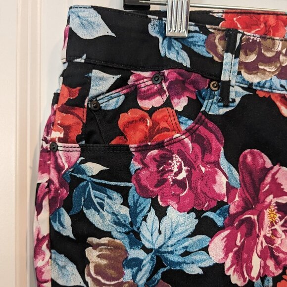 Chico's Jeggings Black Floral Stretch Button Pants Chicos Size 3R Womens 16R - Picture 7 of 16